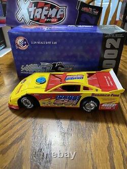 124 diecast dirt late model Billy Ogle Jr 1 of 2892 Year 2002 Xtreme Series