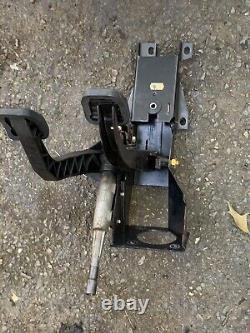 1988 1989 1990 1991 OEM BMW E30 Late Model Clutch Pedal Assembly
