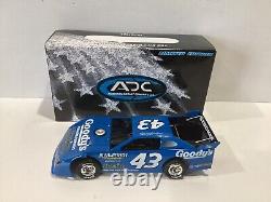 1/24 ADC 2007 Bobby Labonte #43 Goody's Blue Series Dirt Late Model
