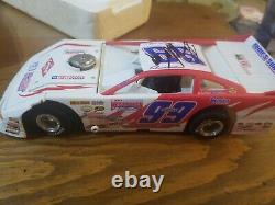 1/24 DONNIE MORAN #99 ACTION EXTREME SERIES LATE MODEL DIRT CAR 2000 Signed Auto