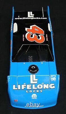 2007 Charger Le 1/930 Late Model Dirt Bobby Labonte 43 Lifelong Lock Prelude Car