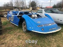 2009 TNT Dirt Late Model Race Car