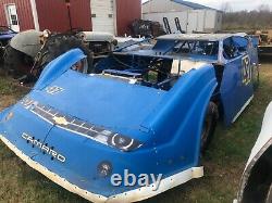 2009 TNT Dirt Late Model Race Car