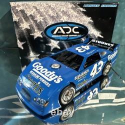 #43 Bobby Labonte 2005 Goodys Dirt Late Model 124 Diecast