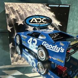 #43 Bobby Labonte 2005 Goodys Dirt Late Model 124 Diecast