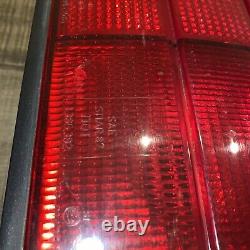 87-93 BMW E30 318 325 Late Model Right Passenger Taillight Lamp Assembly OEM