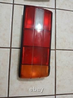 E30 late Model 88-92 Tail Light Assembly Complete Pair Set 325i 318i