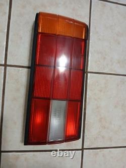 E30 late Model 88-92 Tail Light Assembly Complete Pair Set 325i 318i