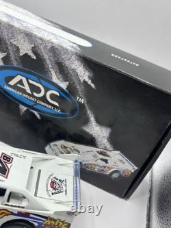 Jackie Boggs 4B 124 Dirt Diecast Blue Series 2005