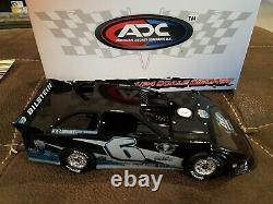Kyle Larson 1/24 Dirt Late Model Custom DIECAST World of Outlaws withSIGNED PHOTO