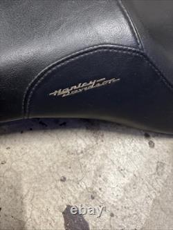 Late Model Harley Davidson Motorcycle touring seat Part # RDW 92/61-0067
