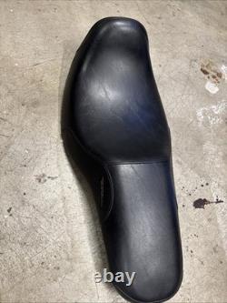 Late Model Harley Davidson Motorcycle touring seat Part # RDW 92/61-0067