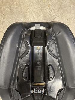 Late Model Harley Davidson Motorcycle touring seat Part # RDW 92/61-0067