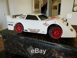 Losi L8ight Dirt Late Model