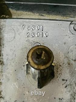 Toyota Chaser Gx81 Jzx81 Lx80 75301-23010 Late Model Front Grille Emblem Rare