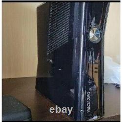 XBOX360 late model body, adapter There is no noticeable scratches or dirt